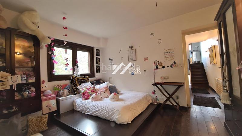Foto 8f3f0799-4cf7-495d-9294-f406f379eb61. Casa con parcheggio in Les Escaldes Escaldes-Engordany