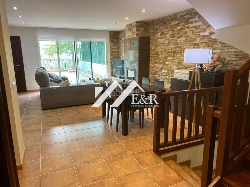 Foto 57b31a7f-495f-4b39-97fb-7312500a974b. Maison avec parking dans Centro Andorra la Vella
