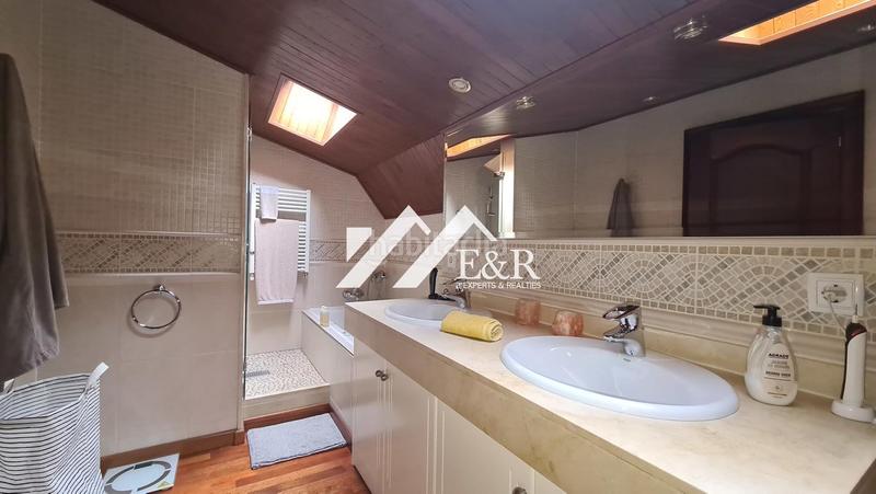 Foto a60bb7fc-2590-4a12-afb2-c952a638e85c. Maison avec parking dans Centro Andorra la Vella