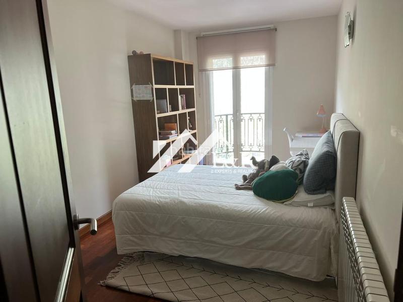 Foto a6e824bd-db7b-49de-9287-5390cc42817e. Maison avec parking dans Centro Andorra la Vella