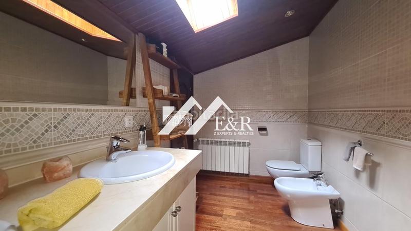 Foto de29bd24-1745-4b8c-9c42-cdd17d98d3ac. Maison avec parking dans Centro Andorra la Vella