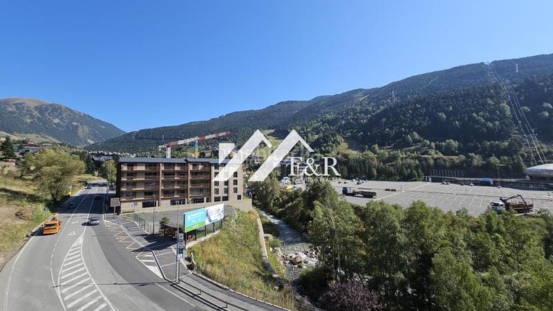 Foto 0be7276f-e908-4e95-ad8b-edea6bbbc9f4. Pis amb aparcament piscina a El Tarter Canillo
