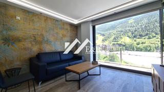 Pis  Cg2. Piso de alta gama en frente de las pista de grandvalira