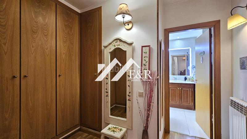 Foto 0b936e5b-d5d5-49bc-b75e-e444a0cd6ce9. Dúplex amb aparcament a La Massana La Massana