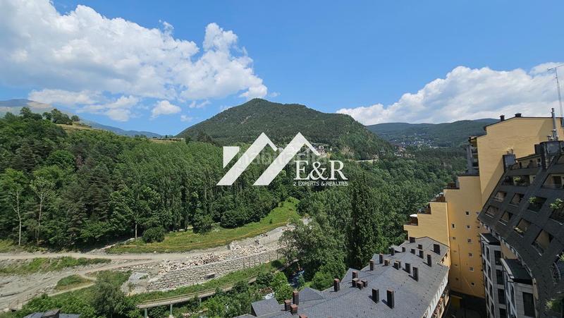 Foto 99db1f4b-797f-4bc4-b39c-a9e4309fd8cf. Dúplex amb aparcament a La Massana La Massana