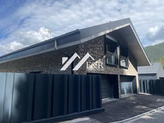 Casa  .. Chalet independiente de alto estading