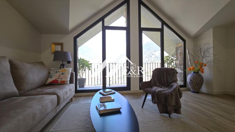 Foto 4aeea958-f793-4a2b-95f6-f43fafaec4ad. Casa amb aparcament a Aixirivall Sant Julià de Lòria