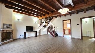 Location Appartement  Ctra. coll d'ordino. Ático dúplex de estilo rústico