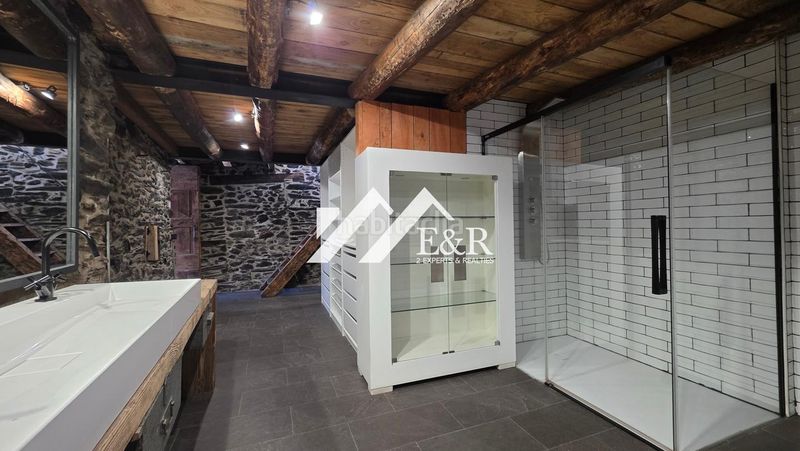 Foto 1fa35725-4117-4532-8fc4-466f0e5d49b1. Masia amb aparcament a L´Aldosa-Ransol Canillo