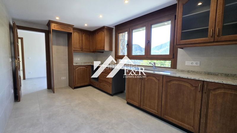 Foto 5f0e20da-9aa0-4044-bef5-ac7000f77093. Casa amb aparcament a Aixirivall Sant Julià de Lòria