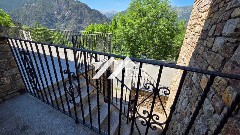 Foto a05e25fc-d554-4bac-bf4d-f3333da4c16d. Casa amb aparcament a Aixirivall Sant Julià de Lòria