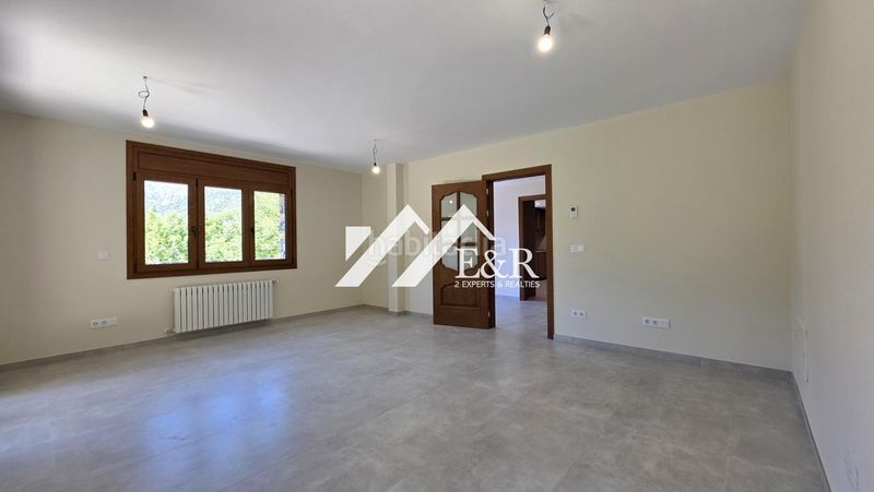 Foto faa9da8c-d8cd-4712-b429-6f75442a7b73. Casa amb aparcament a Aixirivall Sant Julià de Lòria