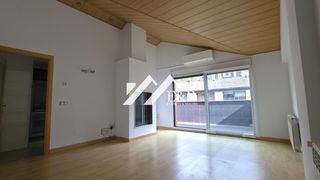 Lloguer Àtic  Baixada del molí. Ático exclusivo en el corazón de andorra la vella