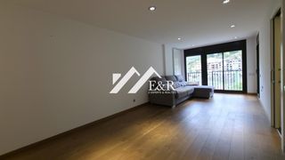 Location Appartement  Riberaigues. Piso de alto standing en vila