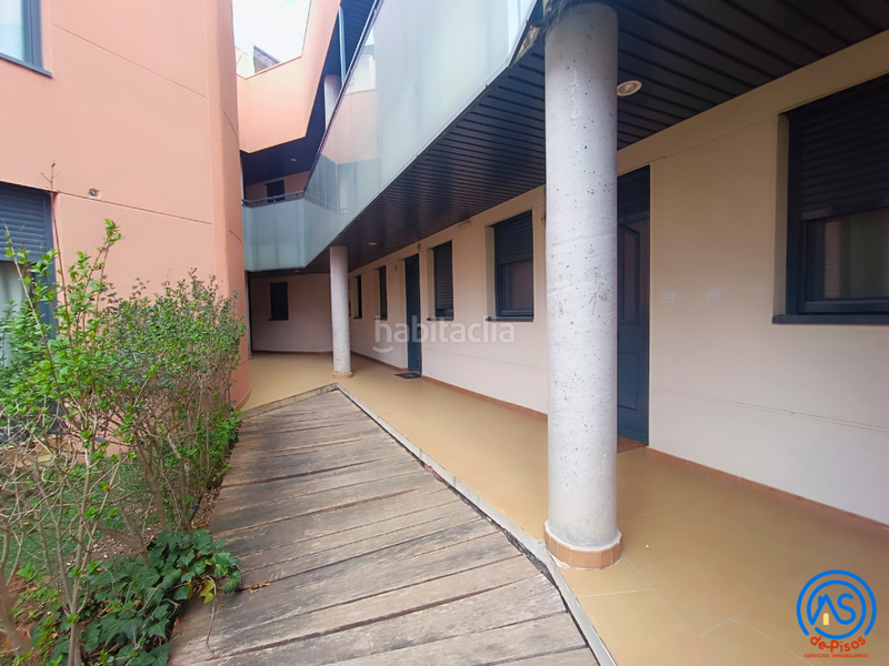 Foto 5121d650-2495-4fb0-9f5d-3a74e41cef4a. Alquiler apartamento en calle ramón y cajal 29 alquiler con todo incluido en Cadrete