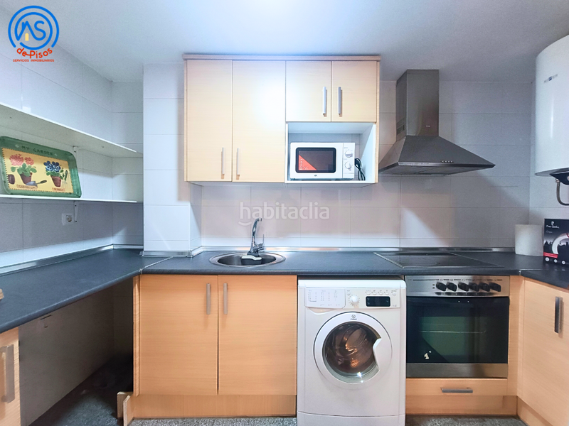 Foto 5363ba1a-ddce-49f5-8da8-0a470a27d964. Alquiler apartamento en calle ramón y cajal 29 alquiler con todo incluido en Cadrete