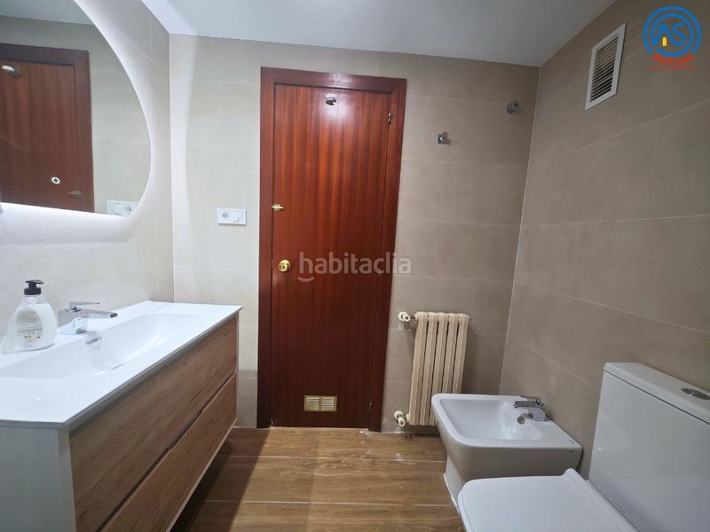 Foto d9550e0d-f3fc-4e09-9d64-9ef308f982c8. Affitto appartamento in calle del arzobispo añoa del busto 6 in Zaragoza