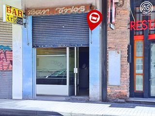 Local Comercial a Calle de desiderio escosura 34. Cafetería en delicias
