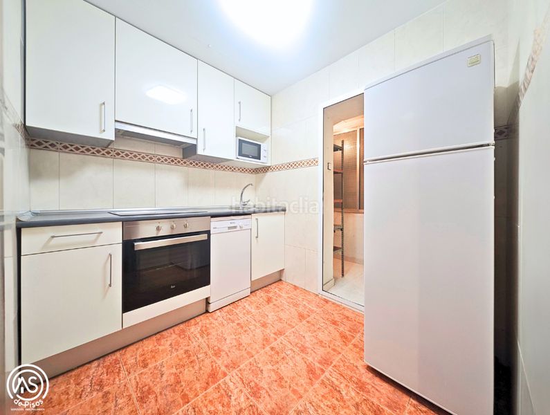Foto 44320df2-fcd4-4979-ac85-2b5ec733eda5. Location appartement dans calle del marqués de lazán 3 dans Zaragoza