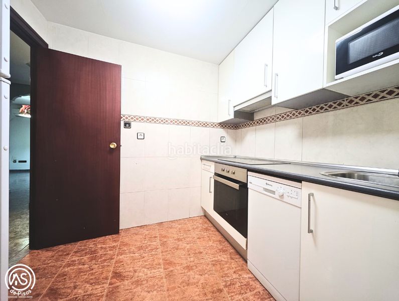Foto 894e0543-2ea6-46cb-b42c-650a80536512. Location appartement dans calle del marqués de lazán 3 dans Zaragoza