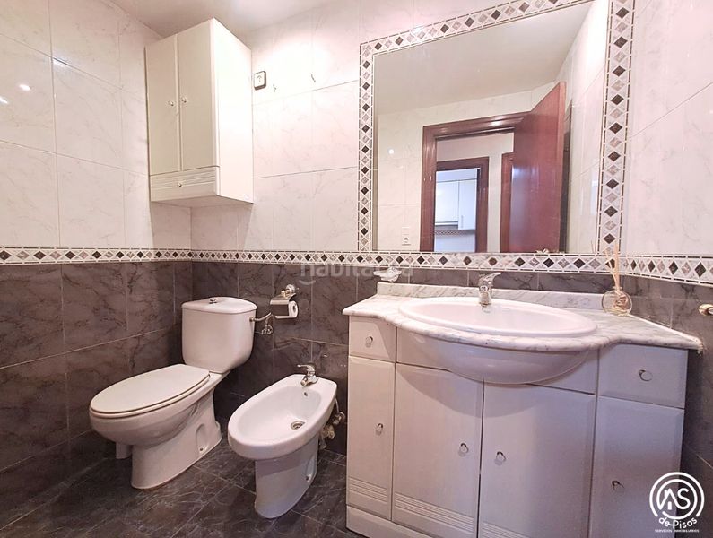 Foto fbb1b880-b161-46fe-9eb7-9b8bb3f93277. Location appartement dans calle del marqués de lazán 3 dans Zaragoza