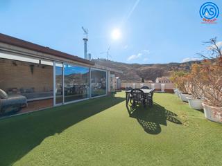 Dúplex  Calle santo cristo de cadrete 7. Ático con gran terraza en cadrete