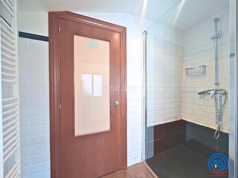 Foto e9672bf2-fd30-4c60-bf6f-fa8fa0af7d1a. Miete etagenwohnung in calle de santa isabel 13 in Zaragoza