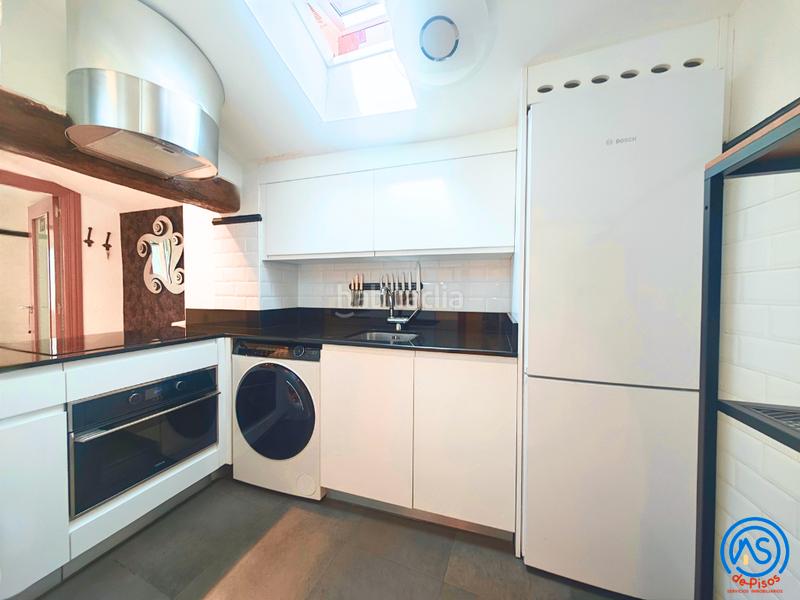 Foto fc6a8084-6cc0-4b37-92e8-5078d252aca2. Miete etagenwohnung in calle de santa isabel 13 in Zaragoza