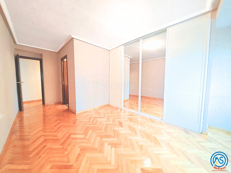 Foto de9b12e4-2307-489b-8701-10b4e2c732c0. Appartamento in avenida de cesáreo alierta 16 in Paseo Constitución - Las Damas Zaragoza