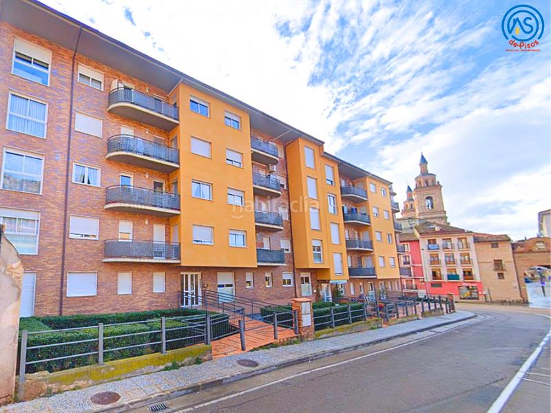 Foto 7af9ecc2-0efb-44c9-9db2-f7866fd9ee1e. Duplex in ronda campieles 4 in Plaza de Toros - Barón de Warsage Calatayud