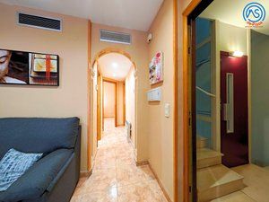 Affitto Appartamento  Calle de bernardo fita 18. Piso de alquiler en calle bernardo fita 18, doctor cerrada, cent