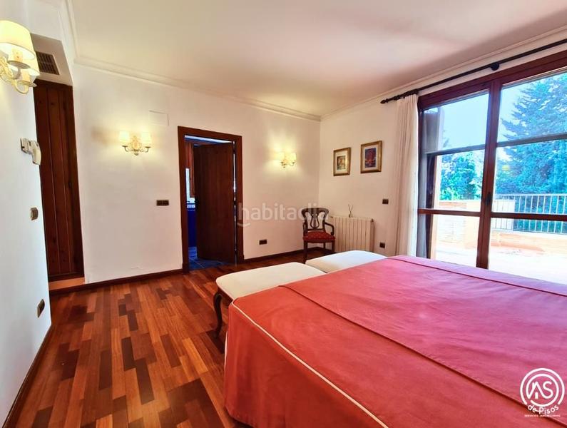 Foto 75782d59-7bf8-4784-8adb-c38b3ddb69b9. Xalet a calle río cinca 24 a Zuera