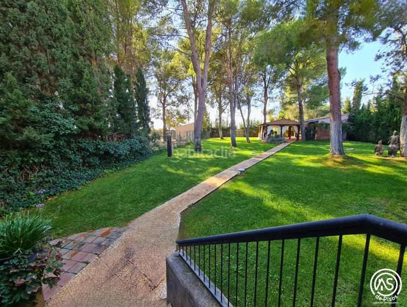 Foto 90975f68-94fb-47c7-be88-a895bf7946eb. Xalet a calle río cinca 24 a Zuera