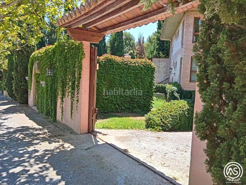 Foto 98f0fc53-4ee2-4177-befb-0ac47b837a3f. Xalet a calle río cinca 24 a Zuera