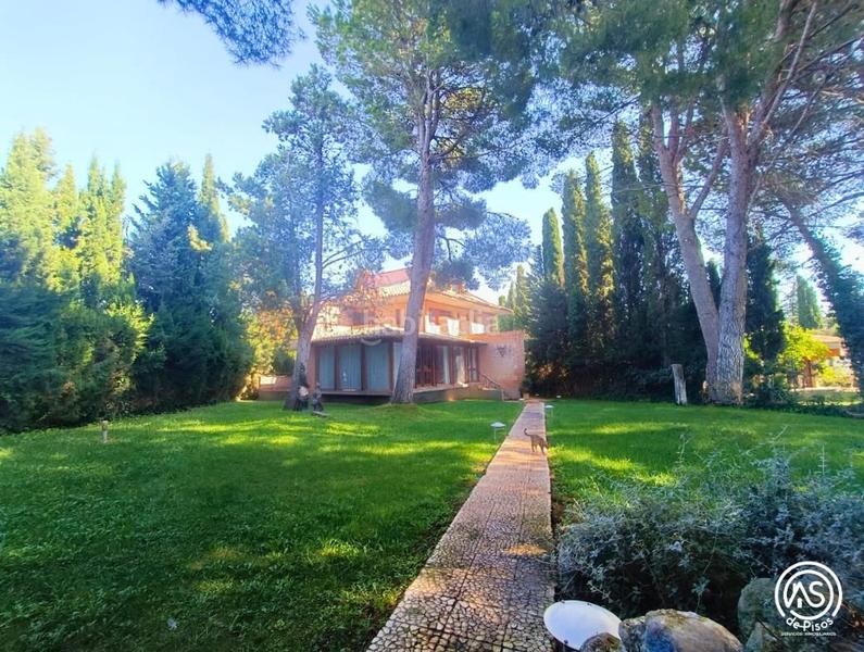 Foto a1addbd4-ccd1-4210-9d99-8021a1c64405. Xalet a calle río cinca 24 a Zuera