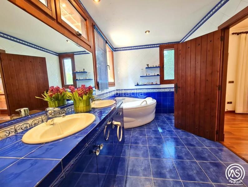 Foto b8dfc8a4-1b85-410c-8d75-61a8cfe03541. Xalet a calle río cinca 24 a Zuera