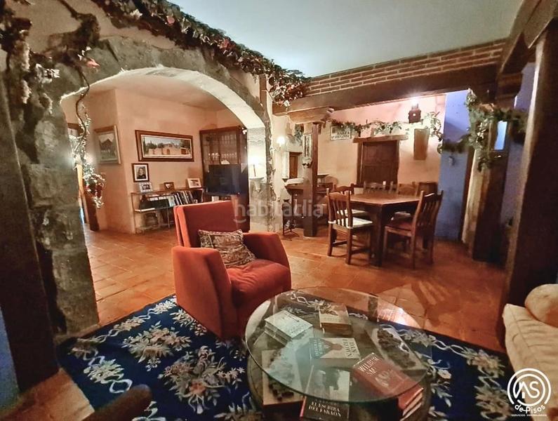 Foto f5b56df1-e49c-4ed0-b8bd-ad53ce985b9c. Xalet a calle río cinca 24 a Zuera