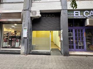 Alquiler Local Comercial en Carrer del taqugraf garriga 69-75. Local en buen estado el les corts