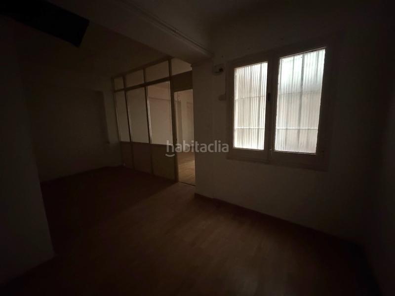 Foto 810c7dd4-d505-4477-9b9c-a884462d2f75. Alquiler oficina  interior en El Camp de l´Arpa del Clot Barcelona