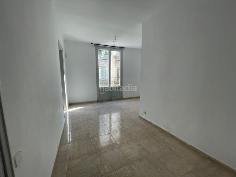 Foto 16ca4801-7d5f-4eb5-ab25-13a744f49afe. Alquiler piso luminoso piso con encanto en el corazón en Barcelona