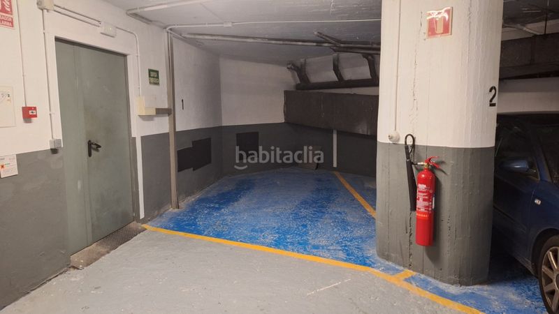 Foto cf9f785f-9b5b-4454-94ab-4e74d52ffde8. Aparcament cotxe a pça. tetuan 40 a Fort Pienc Barcelona