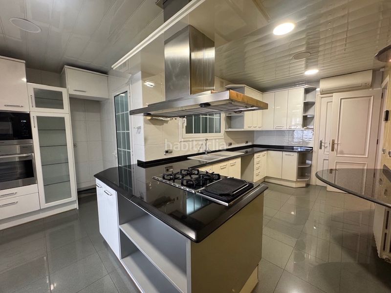 Foto 867ef2a2-d621-42b2-b4b8-6d2bafd68e66. Miete dachwohnung in Sant Gervasi - Galvany Barcelona