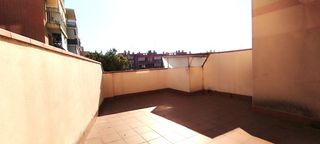 Apartment  Carrer pirineus. Vivienda en badalona