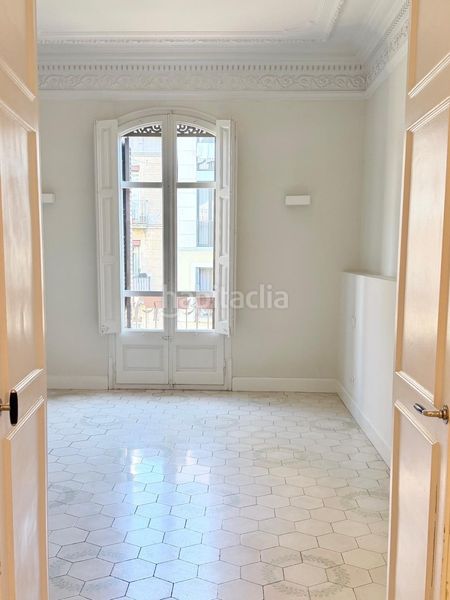 Foto e8e94980-d4cd-4eca-a6ba-45ae46d84128. Pis a Dreta de l´Eixample Barcelona