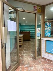 Lloguer Local Comercial a Carrer del bisbe messeguer 22. Local  en  zona  episcopal