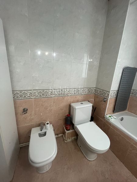 Foto b8305714-432a-47c9-aa8f-ce7878746a58. Flat with heating in Pardinyes Lleida