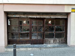 Business premise in Carrer de Massens 37
