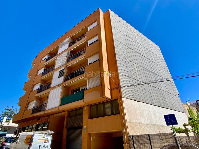 Foto 8a979dba-d918-41ac-bd96-b2dce4d30822. Aparcament cotxe a Centre Torredembarra