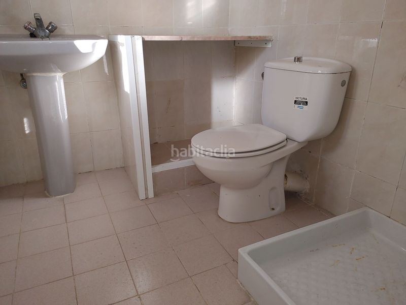 Foto 86bdb41a-b4b2-4c7b-ad48-c66e8c47da71. Lloguer local comercial a Centre Torredembarra
