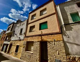 Bauernhof  Carrer muralla. Casa de pueblo en bonastre 3 dormitorios más buhardilla.